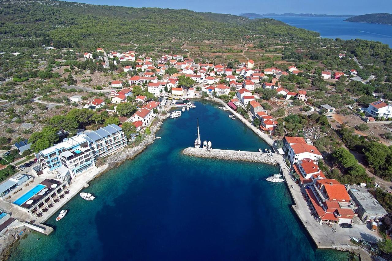 Apartments With A Parking Space Bozava, Dugi Otok - 8108 Exterior foto