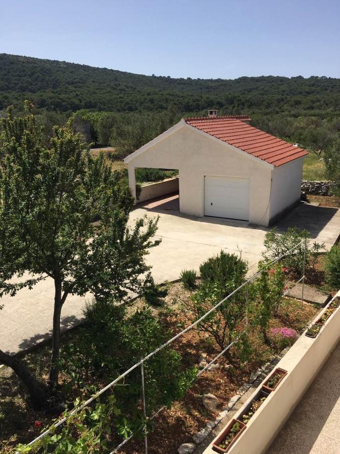 Apartments With A Parking Space Bozava, Dugi Otok - 8108 Exterior foto